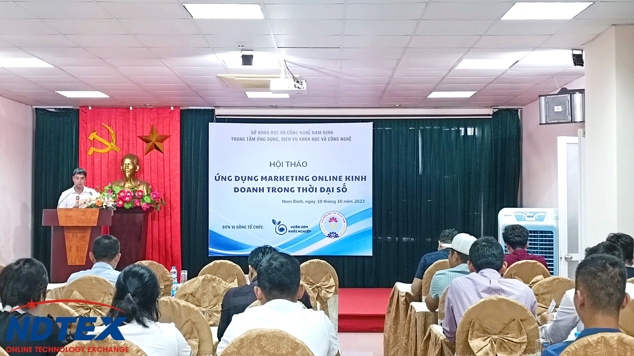 Hội thảo: “Ứng dụng Marketing online kinh doanh trong thời đại số” 