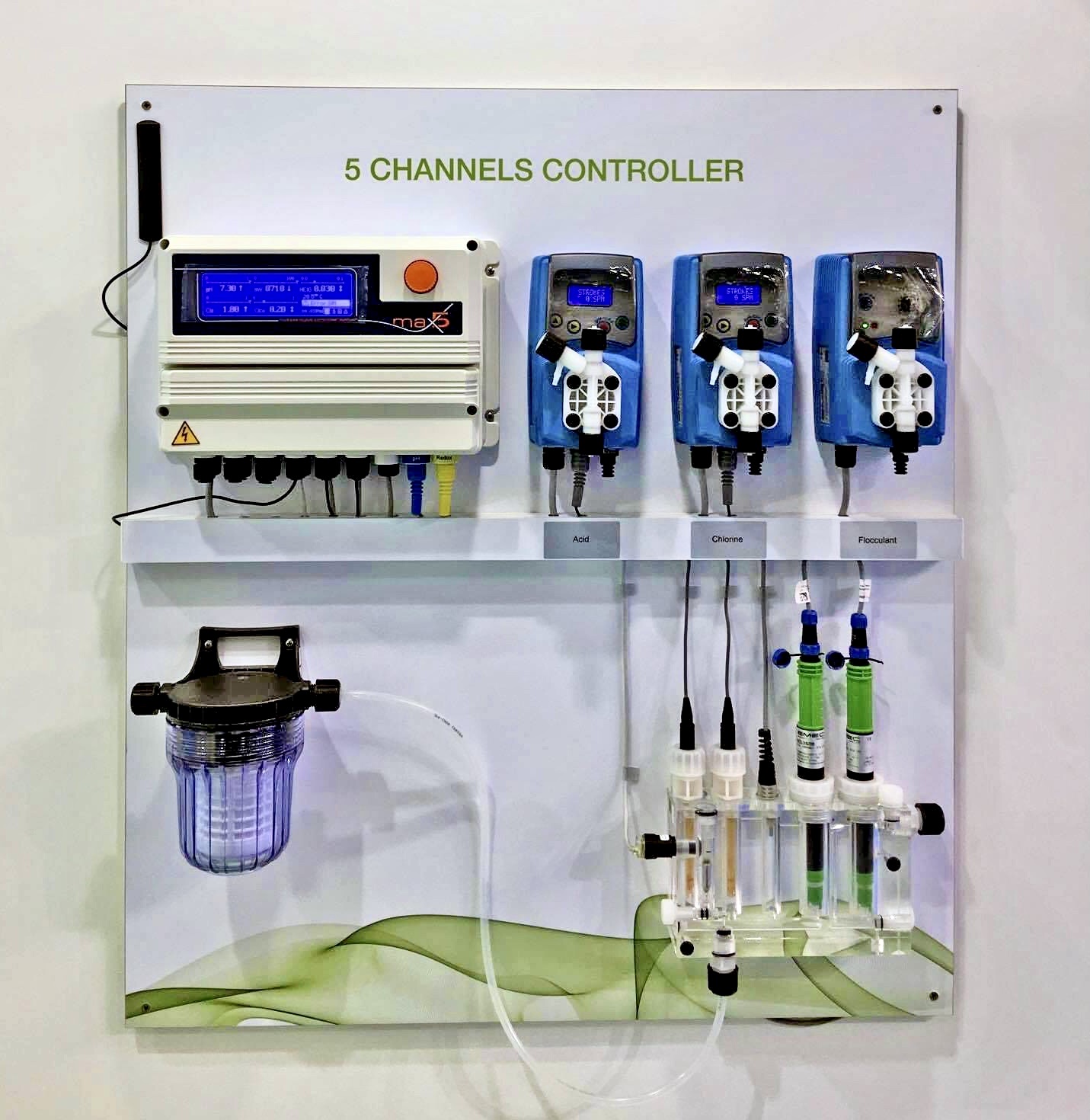 Thi&ecirc;́t bị đo và giám sát 5 k&ecirc;nh pH, Chlorine, ORP, đ&ocirc;̣ d&acirc;̃n đi&ecirc;̣n và nhi&ecirc;̣t đ&ocirc;̣