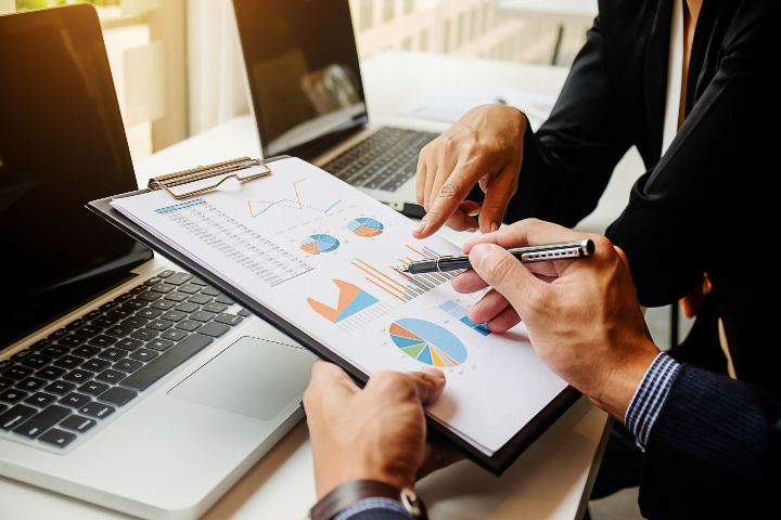 KPI thường gắn với các chỉ số