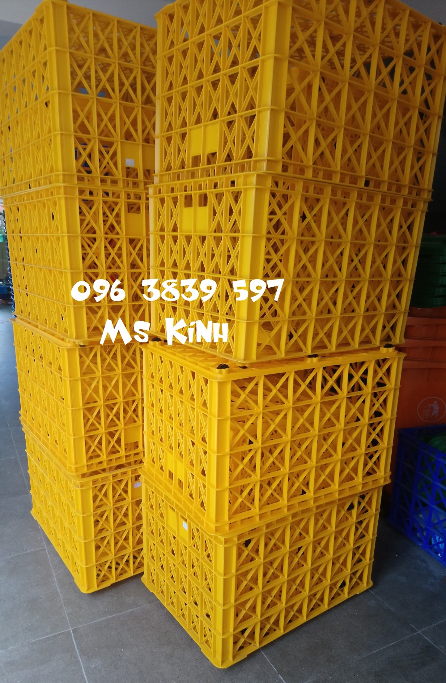 Sóng nhựa 8 bánh xe, rổ nhựa công nghiệp có bánh xe