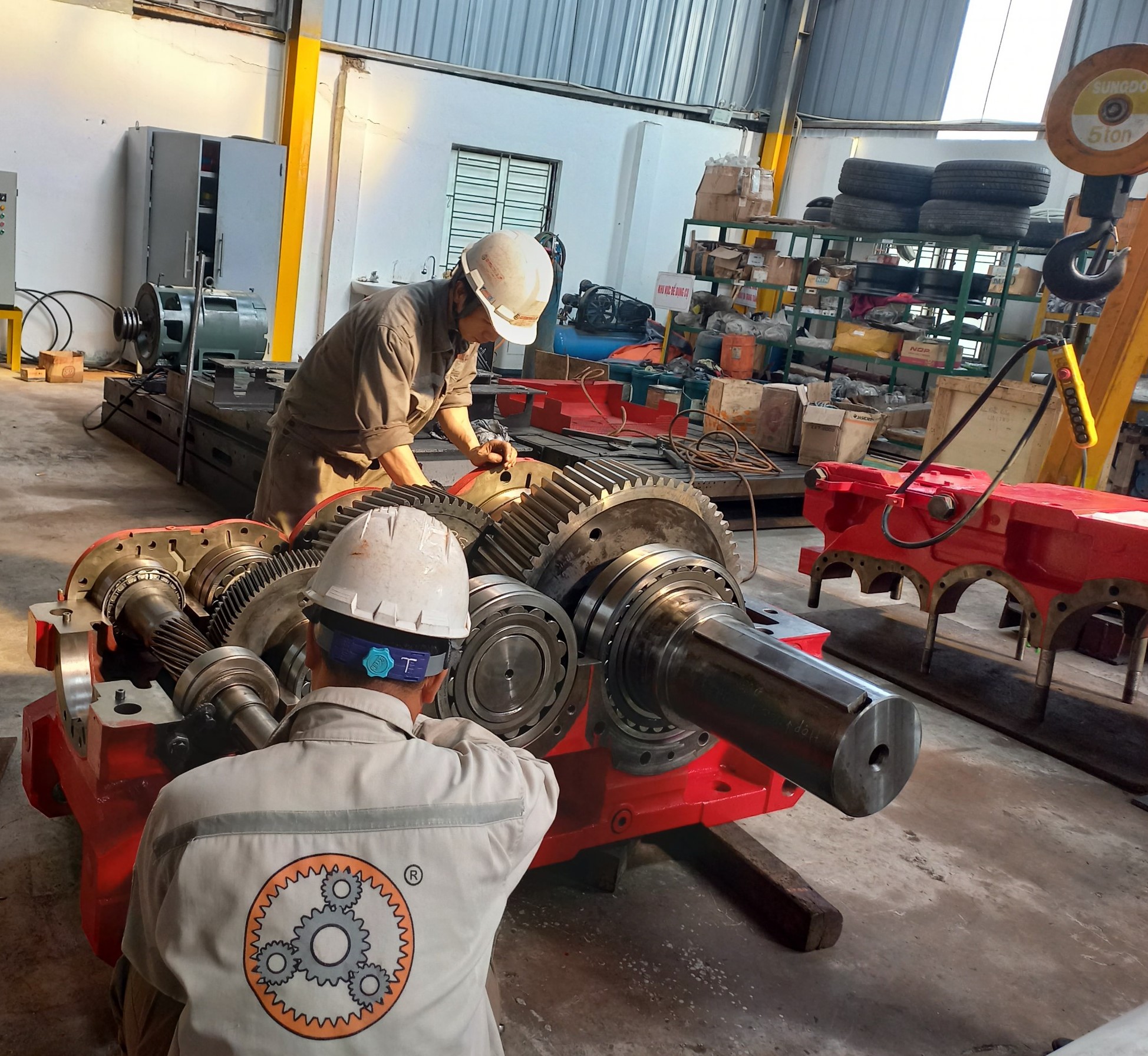 DỊCH VỤ SỬA CHỮA HỘP GIẢM TỐC CÔNG NGHIỆP (GEARBOX)