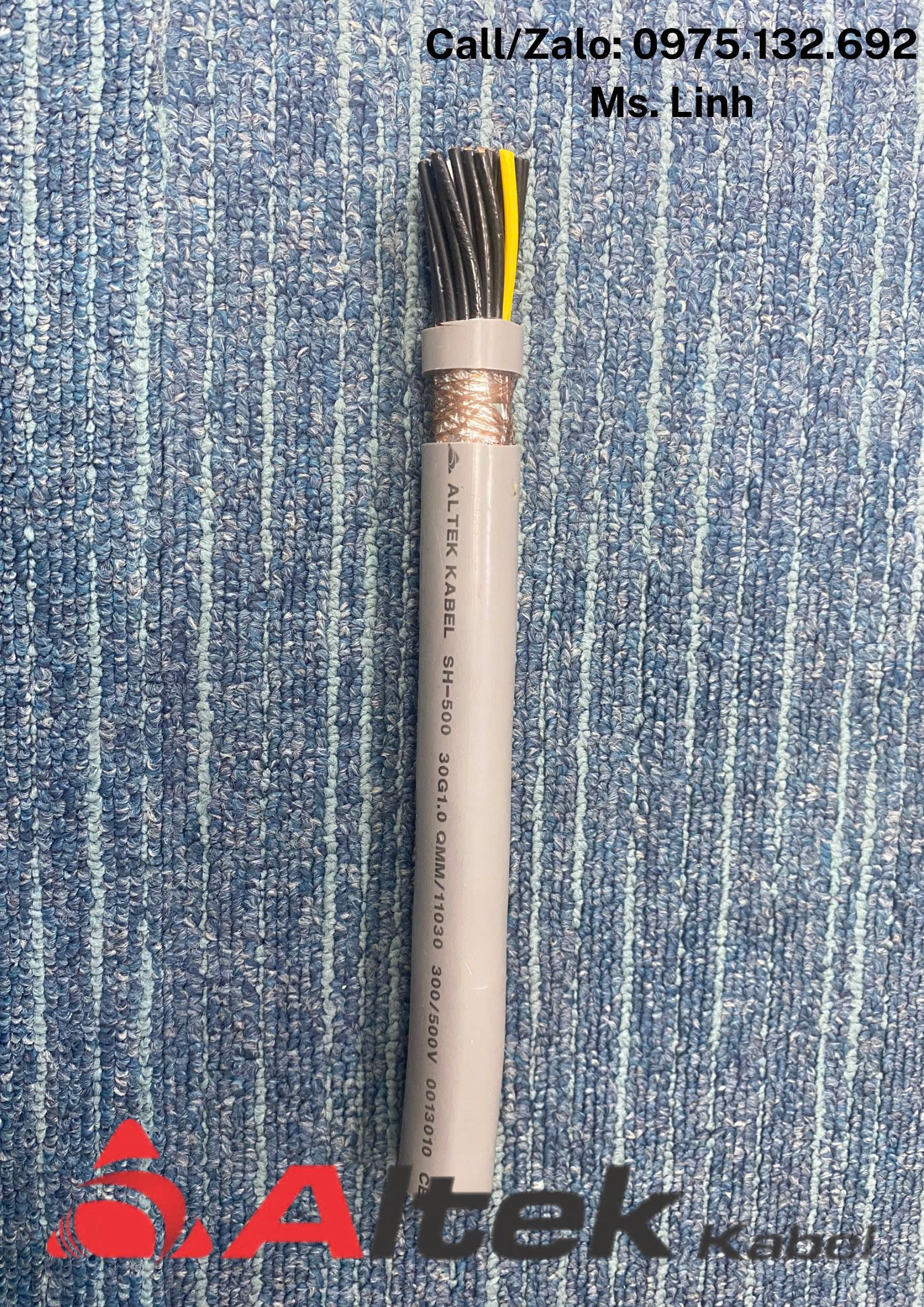 D&acirc;y c&aacute;p điều khiển 30 l&otilde;i c&oacute; lưới Altek Kabel
