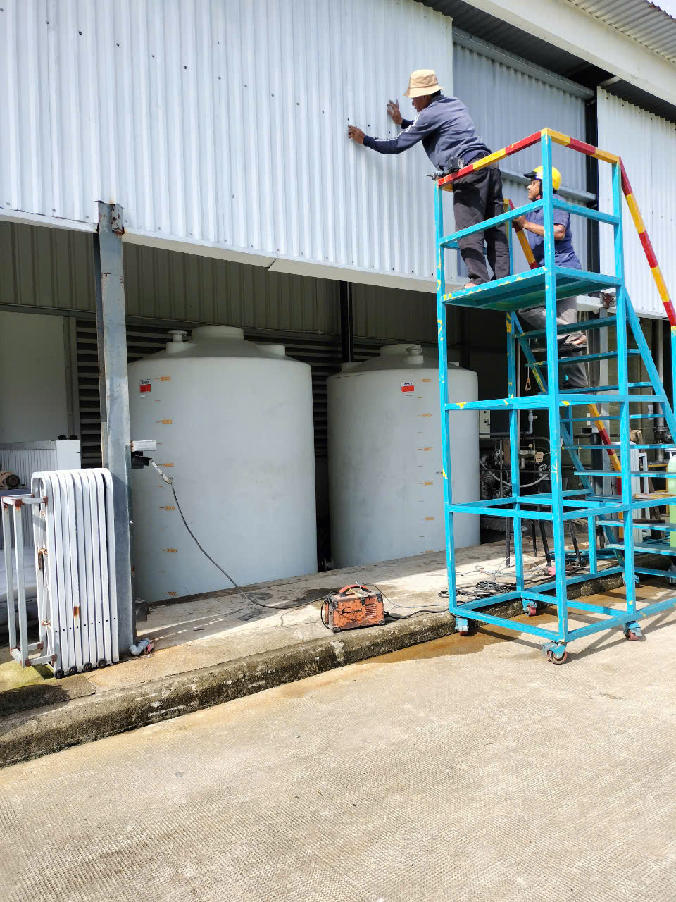 Bồn nhựa PE, HDPE Tema Pakco Loại 2000 lít đến 10.000 lít – CEN2K0B / CEN4K0A / CEN6K0A / CEN10K0A