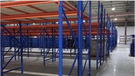 Kệ trung b&igrave;nh tải trọng 300kg cho c&ocirc;ng ty sản xuất điện tử