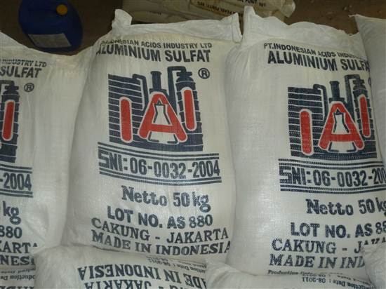 Al2(SO4)3, Ph&egrave;n nh&ocirc;m