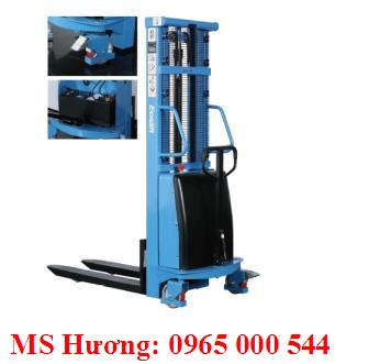 Xe n&acirc;ng b&aacute;n tự động tải trọng 1,5T-2T,chiều cao n&acirc;ng 1,6M-3M