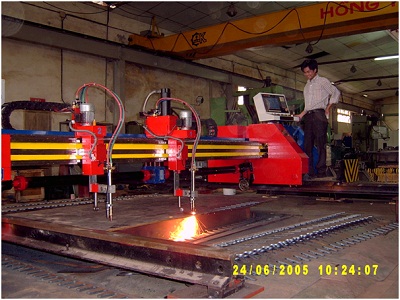 Máy cắt kim loại tấm CNC - Model CP 56120CNC