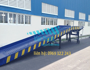 Cầu dẫn lên container