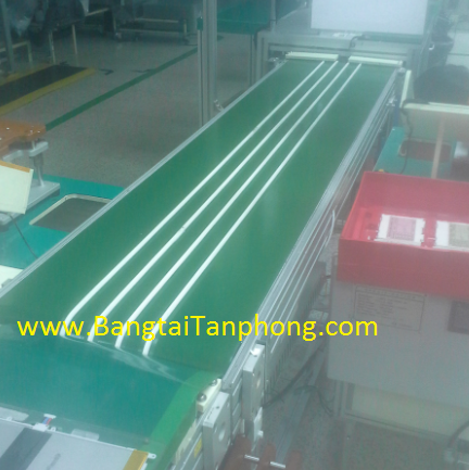 Băng tải dán gân bề mặt