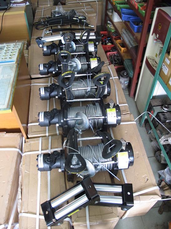 Tời thủy lực