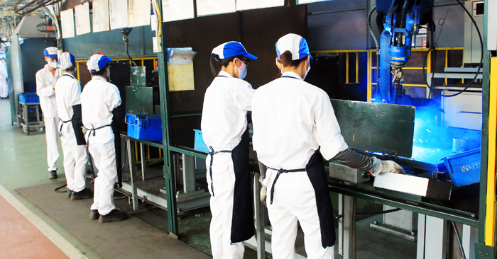 Hệ thống máy hàn Robot