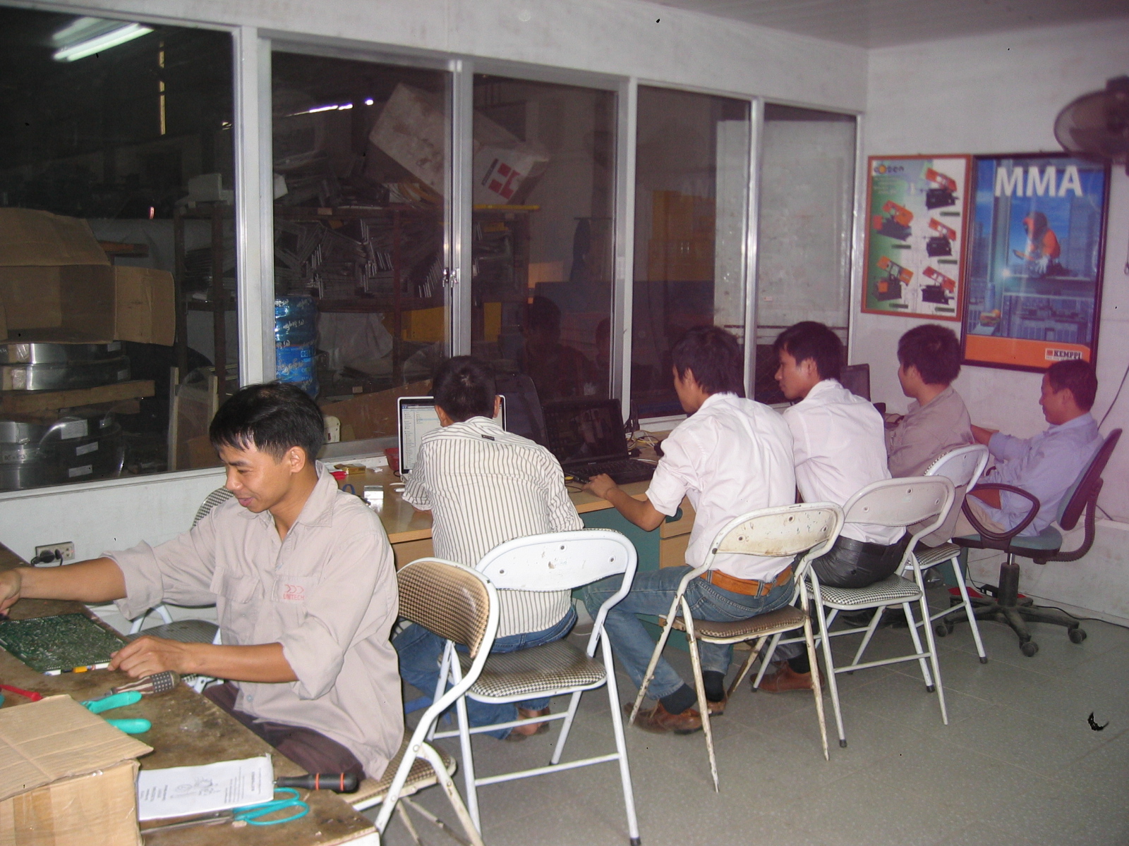 Dịch vụ bảo trì, bảo dưỡng, sửa chữa, đại tu các loại máy hàn, cắt