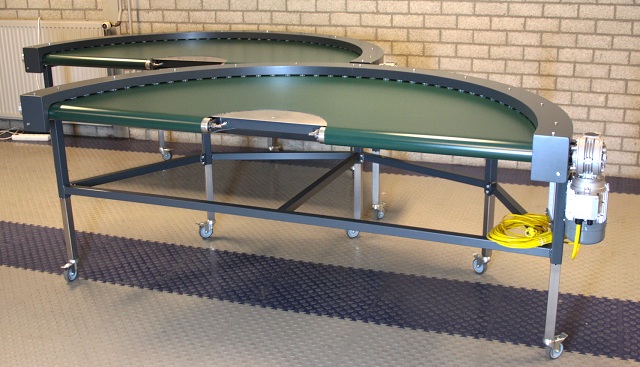 Băng tải góc cong