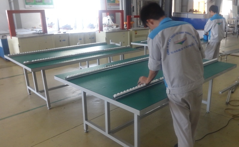 Bàn thao tác chống tĩnh điện