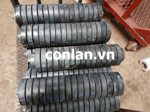 Con lăn giảm chấn