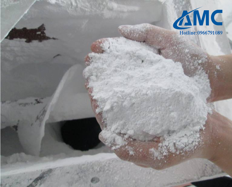 Bột đá làm thức ăn gia súc gia cầm