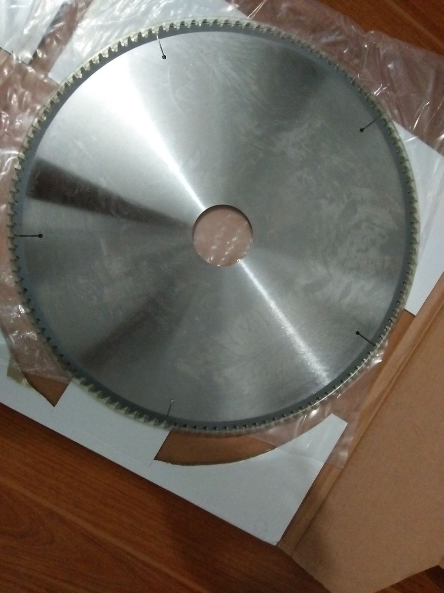 Lưỡi cưa nhôm