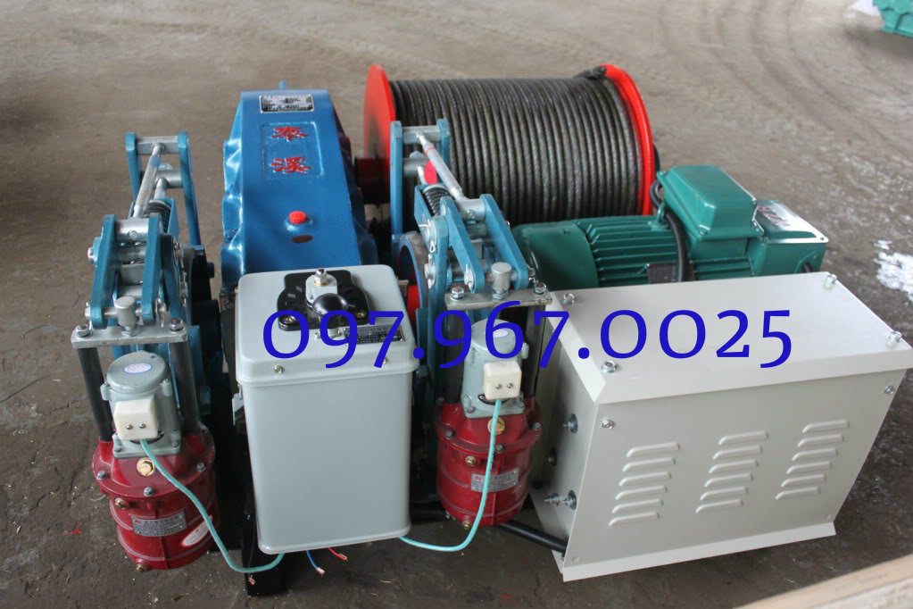 Tời k&eacute;o mặt đất tải trọng 5 tấn