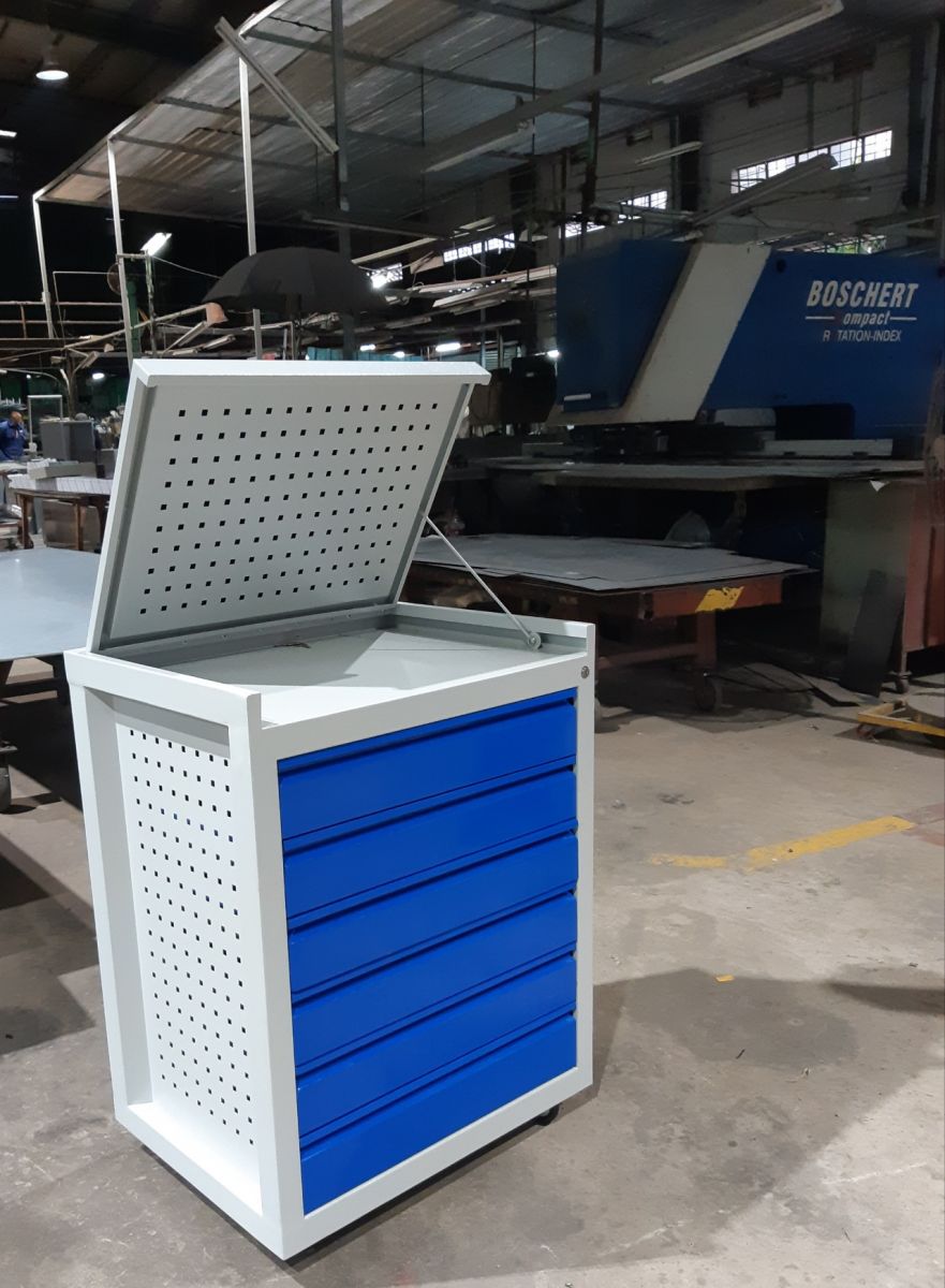 Tủ đựng đồ nghề sửa chữa