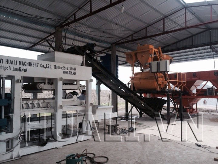 Dây chuyền sản xuất gạch không nung xi măng cốt liệu QT4-15B