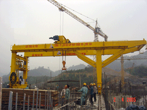 Cổng trục dầm đơn