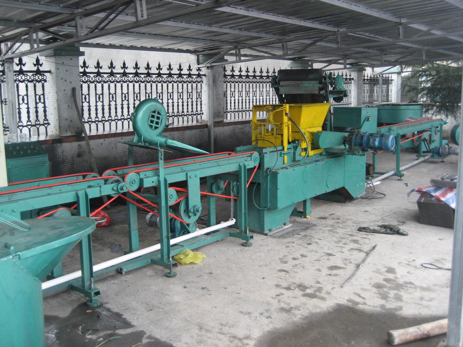 Dây chuyền sản xuất ngói không nung xi măng màu SM20
