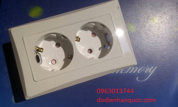 Ổ cắm điện &acirc;m tường 2 ổ cắm